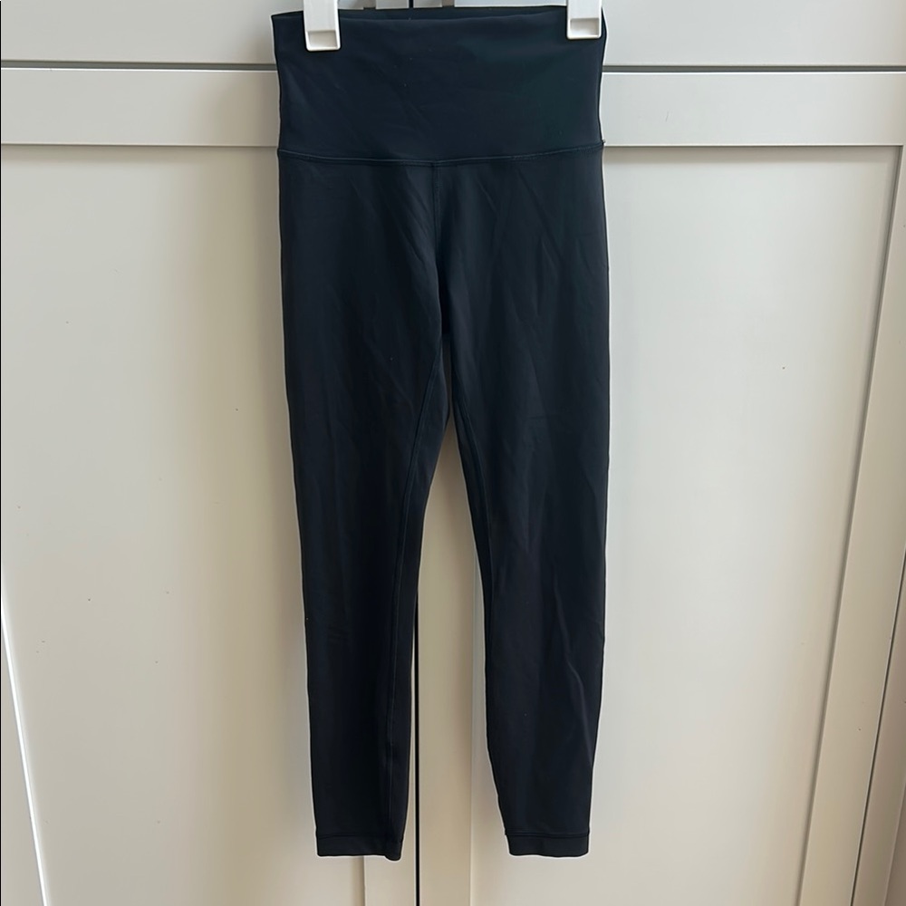 Black Wunder Under High-Waisted Lululemon Leggings size 4